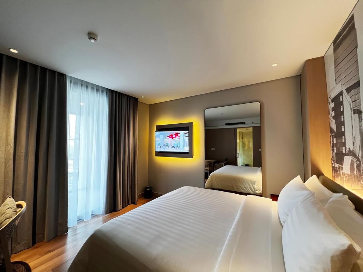 Ra Suites Simatupang Jakarta Exterior foto