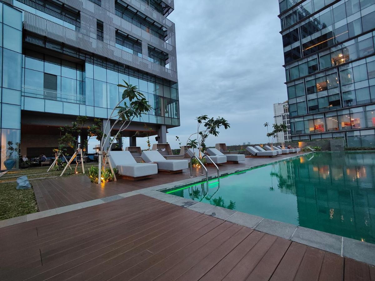 Ra Suites Simatupang Jakarta Exterior foto